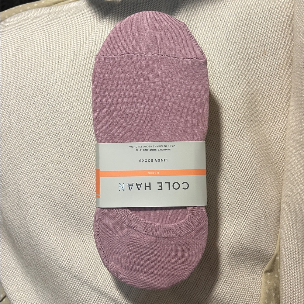 COLE HAAN Women's 8 pairs  Liner Socks,pink  stretch non-slip heel grip